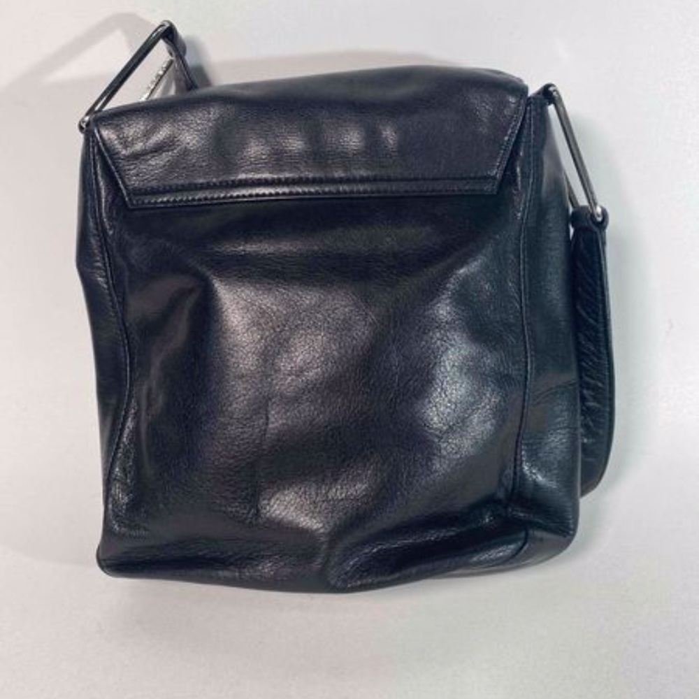 DKNY Shoulder Bag Leather Black Flap Snap Closure - Picture 3 of 6